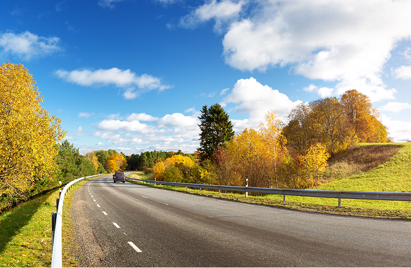 Autumn highway
